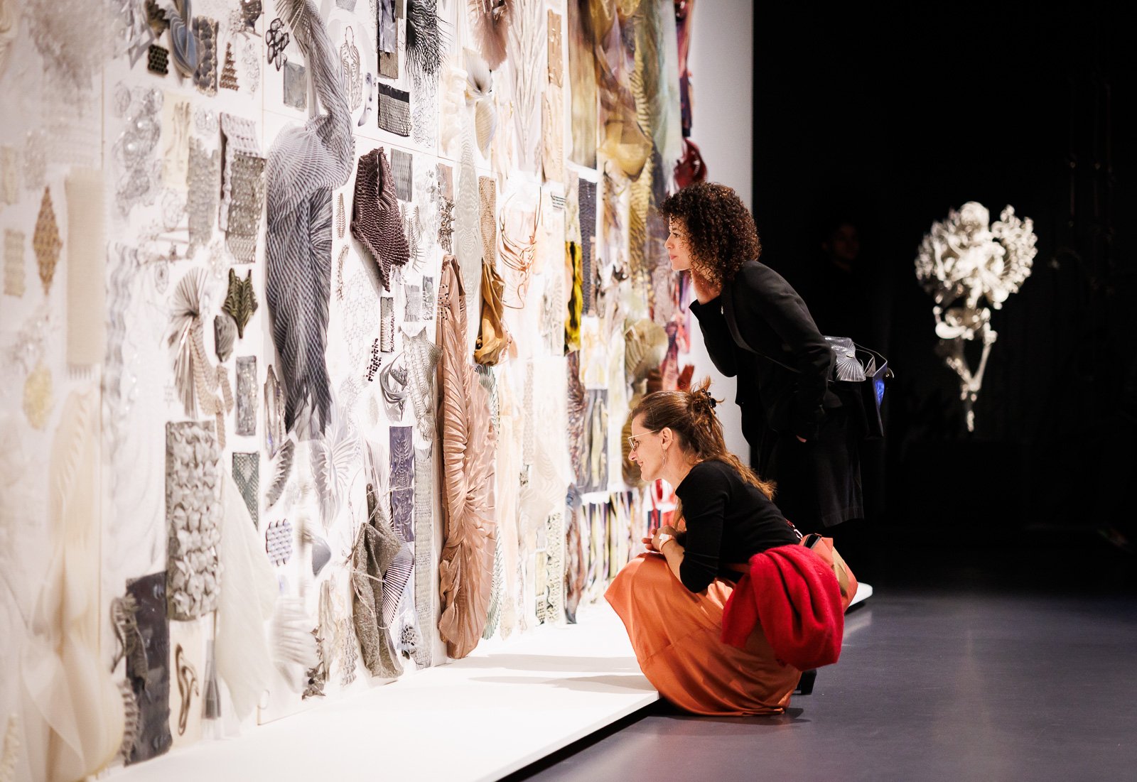 NN Openingsontbijt Iris van Herpen_27sept2025_Kunsthal_fotoFredErnst (22).jpg